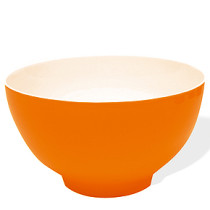 Väčšia porcelánová miska s priemerom 15cm v oranžovej farbe.